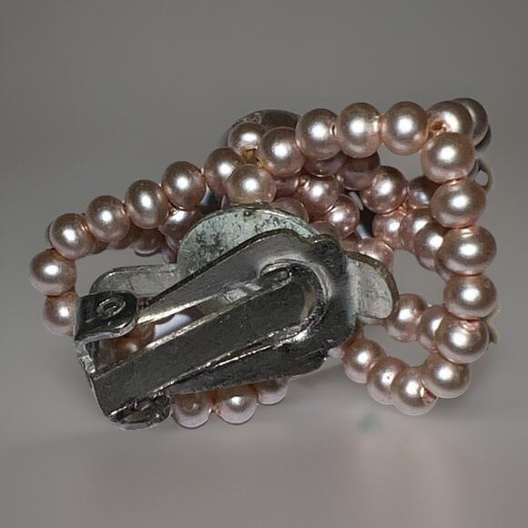 Vintage MCM Champagne Cluster Earrings - Clip-Ons Costume Beaded Glam - 1" - Picture 4 of 5